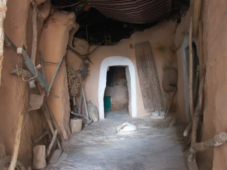 jaskiniowe_domy_tunezja_09.jpg